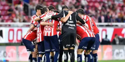 Jugadores de Chivas / FOTO NOTI SPORTS