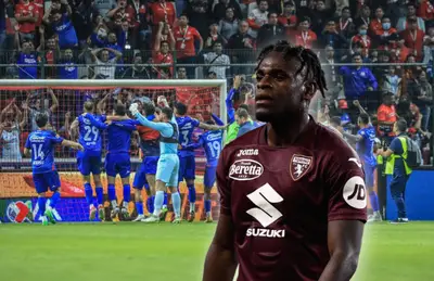 Jugadores de Cruz Azul celebrando y Duván Zapata / Foto Cruz Azul.
