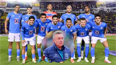 Jugadores de Cruz Azul y Domenec Torrent/ Foto Cruz Azul.