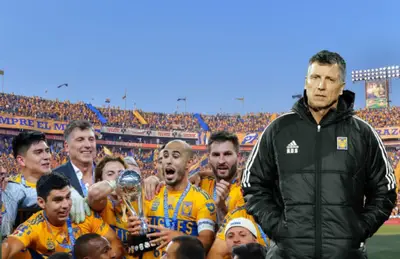 Jugadores de Tigres celebrando y Robert Siboldi/ Foto Mediotiempo.