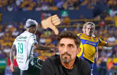 Jugadores de Tigres y León disputando balón y Veljko Paunovic/Foto Mecánica Fútbol.