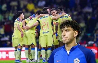 Jugadores del América abrazados e Igor Lichnovsky/ Foto ESPN.