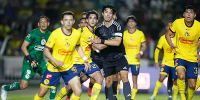 Jugadores en el América vs Cancún. Foto: Cancún