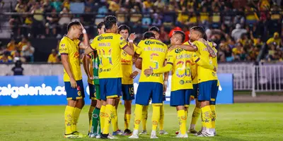 Jugadores en partido. Foto: Club América