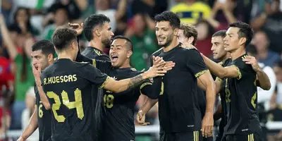 Jugadores en partido. Foto: Selección Mexicana