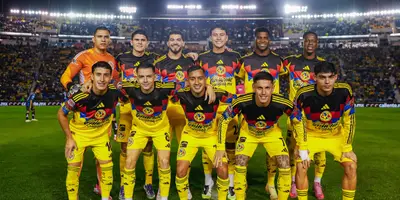 Jugadores previo a juego. Foto: Club América