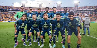 Jugadores previo a partido. Foto: Club América