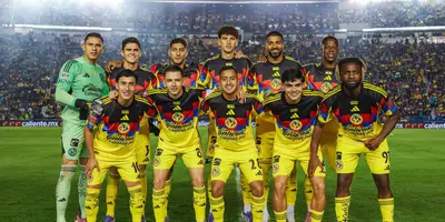 Jugadores previo a partido. Foto: Club América