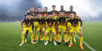 Jugadores previo a partido. Foto: Club América
