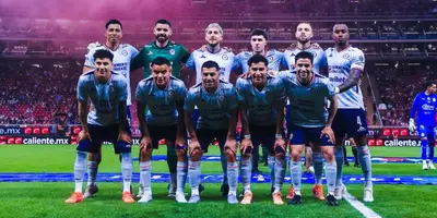 Jugadores previo a partido. Foto: Cruz Azul