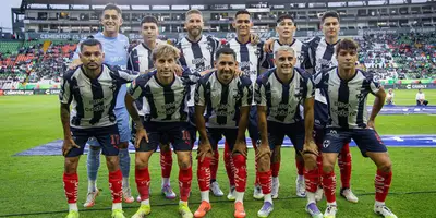 Jugadores previo a partido. Foto: Rayados