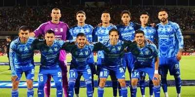 Jugadores previo a partido. Foto: Tigres