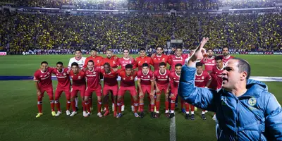 Jugadores previo a partido. Foto: Toluca