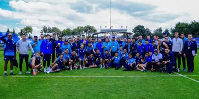 Jugadores y staff. Foto: Cruz Azul