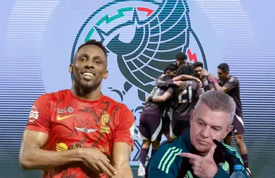 Julián Quiñones, Javier Aguirre señalando y jugadores celebrando/Foto Forbes México.