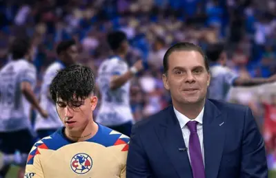 Kevin Álvarez cabizbajo y Christian Martinoli/ Foto Puebla.