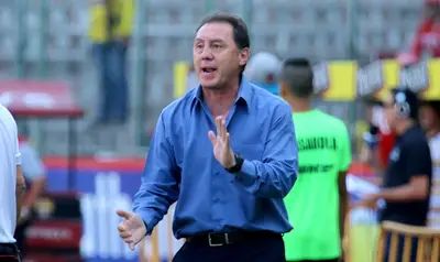 La leyenda del futbol mexicano fue muy clara con la presión que Julián vivirá