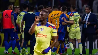 La reacción de Quiñones con Sepúlveda tras la bronca en el 'Clásico Joven'.