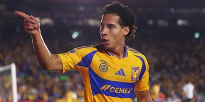 Lainez en partido con Tigres. Foto: Fútbol Total