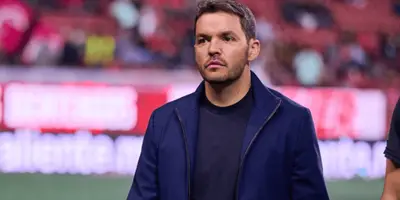 Larcamón en partido con Necaxa. Foto: ESPN