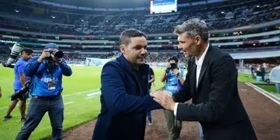 Los dos estrategas argentinos fueron suspendidos un par de partidos cada uno por incurrir en una conducta violenta