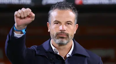 Los Pumas cayeron 2-1 con Chivas y con esta derrota se acumularon ya cinco encuentros sin ganar, lo que pone al equipo en serios aprietos, con sólo 8 unidades y en el lugar 11.