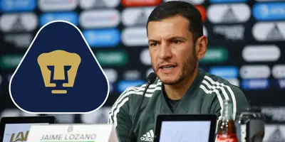 Lozano en conferencia como DT del Tri. Foto: ESTO