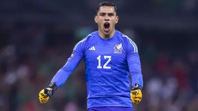 Luis Ángel Malagón, portero de México y América