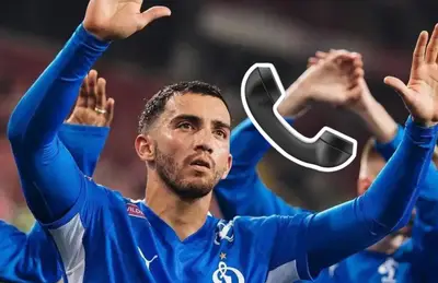 Luis Chávez y emoji de teléfono/ Foto Minuto Final MX