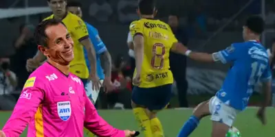 Luis Enrique Santander en el Cruz Azul vs América / FOTO EL SIGLO DE DURANGO
