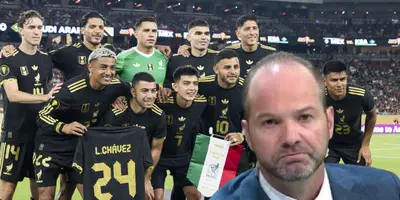 Luis García junto al XI de la Selección Mexicana / FOTO RÉCORD