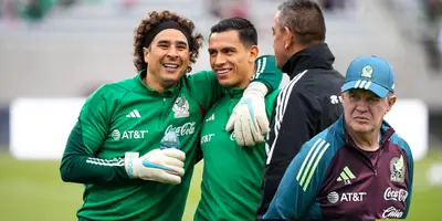 Malagón y Ochoa en partido. Foto: Mediotiempo