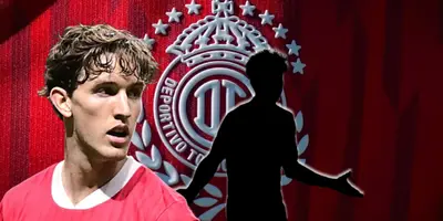 Marcel Ruiz junto a futbolista incógnito / FOTO SOY FÚTBOL