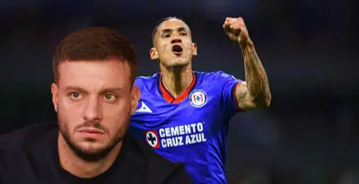 Martín Anselmi junto a Uriel Antuna / FOTO GETTY IMAGES