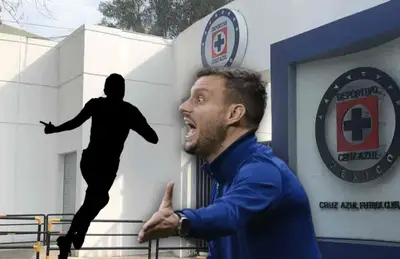 Martín Anselmi y silueta de jugador/Foto Fútbol Total.