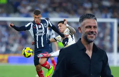 Martín Demichelis sonriendo y jugadores de Rayados / Goles y Cifras.
