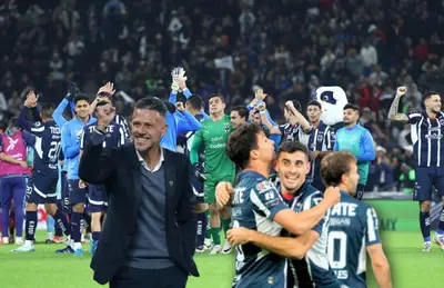 Martín Demichelis y jugadores de Rayados celebrando/ Foto Goles y Cifras.