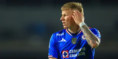 Mateusz Bogusz ha dado de qué hablar y, según Carlos Córdova, le buscarían salida. Por su parte Adrián Esparza dijo que no está transferible