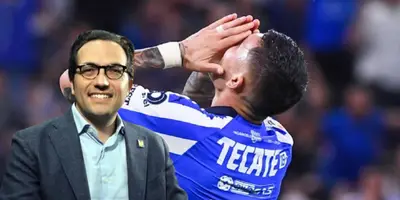 Mauricio Culebro junto a jugador de Rayados / FOTO Juan Flores