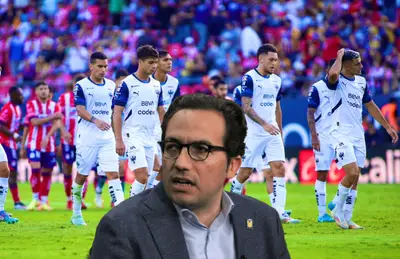 Mauricio Culebro y jugadores de Monterrey cabizbajos/Foto Soy Rayado.