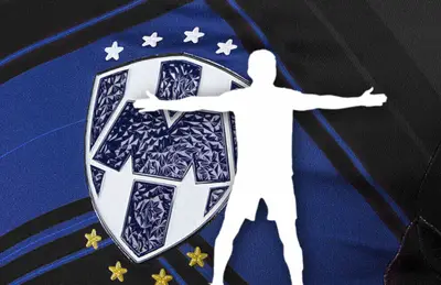 Michell Rodríguez en forma de sombra/Foto Rayados.