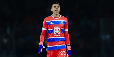 Mier en partido con Cruz Azul. Foto: Revista la liga