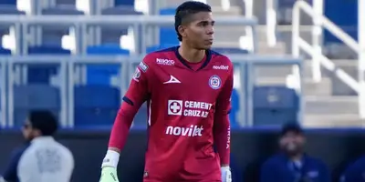 Mier en partido. Foto: Récord