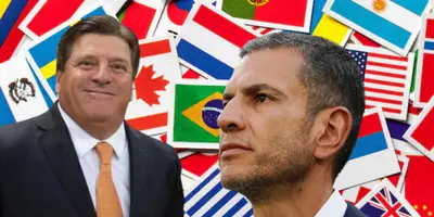 Miguel Herrera junto a Jaime Lozano / FOTO X