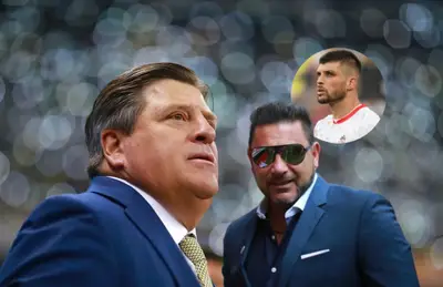 Miguel Herrera, Turco Mohamed y Tiago Volpi/ Foto Goal.