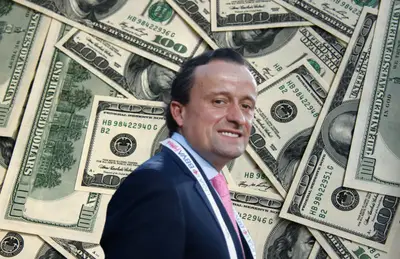 Mikel Arriola entre dólales/Foto Torange.biz