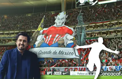 Mosaico gigante de Chivas, Amaury Vergara y silueta de futbolista/ Foto El Unviersal.