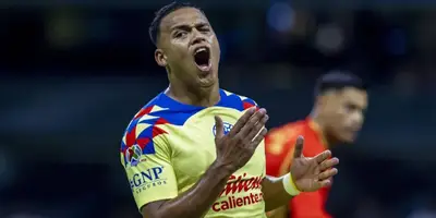 Mozumbito en partido con América. Foto: MARCA