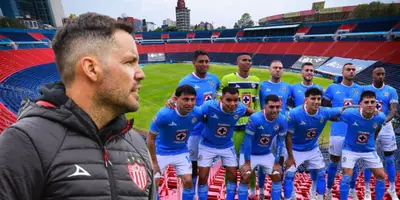 Nicolás Larcamón junto a futbolistas de Cruz Azul / FOTO IMAGO7