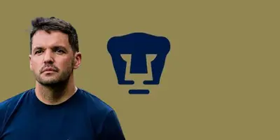 Nicolás Larcamón junto al escudo de Pumas / FOTO PÁGINA12